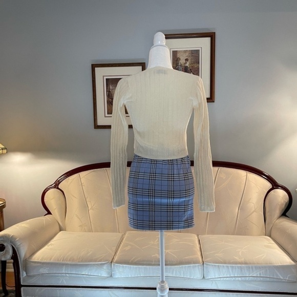 Urban Outfitters Creme Ribbed Crossover Sweater Balletcore Size Small - Picture 4 of 9